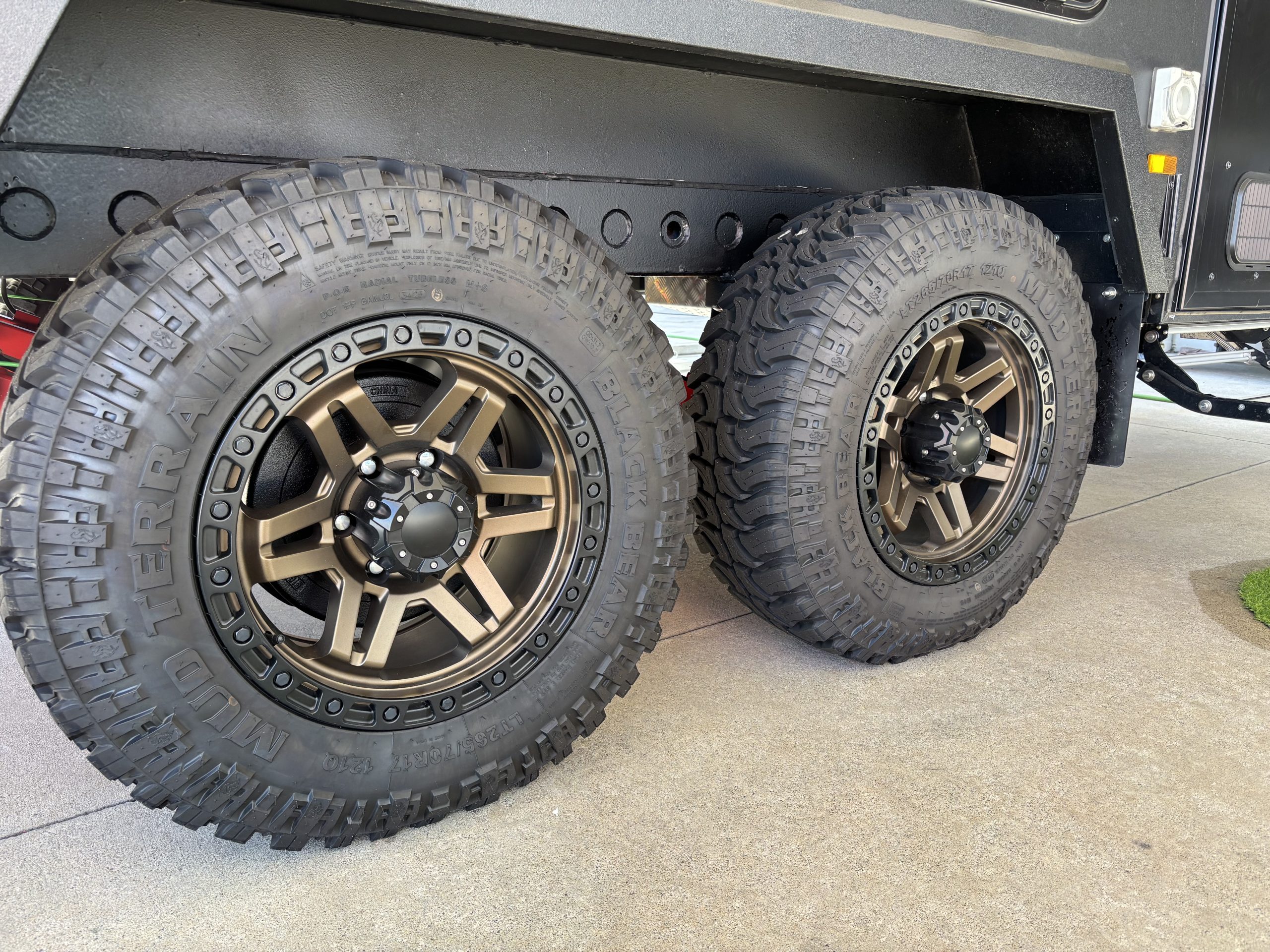 
Signature Kakadu 18 full									