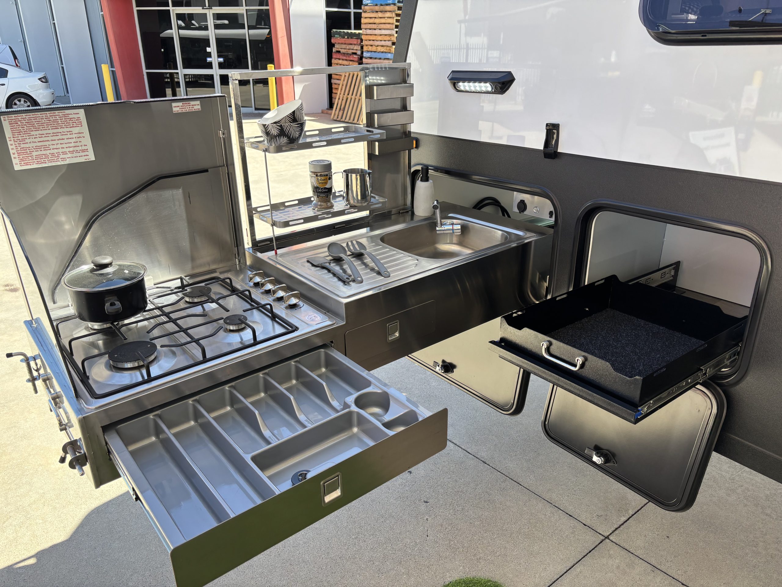 
Signature Kakadu 18 full									