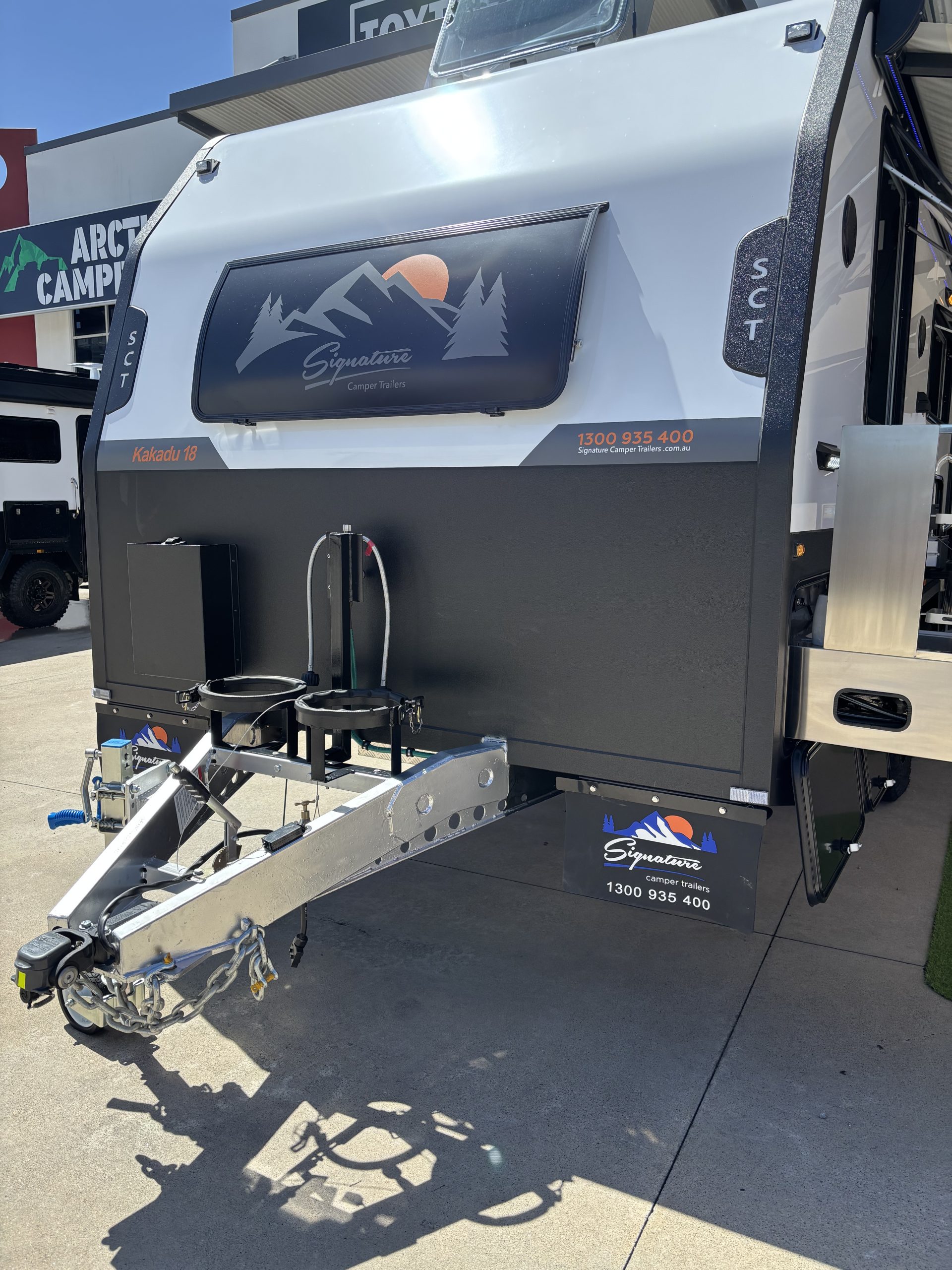 
Signature Kakadu 18 full									