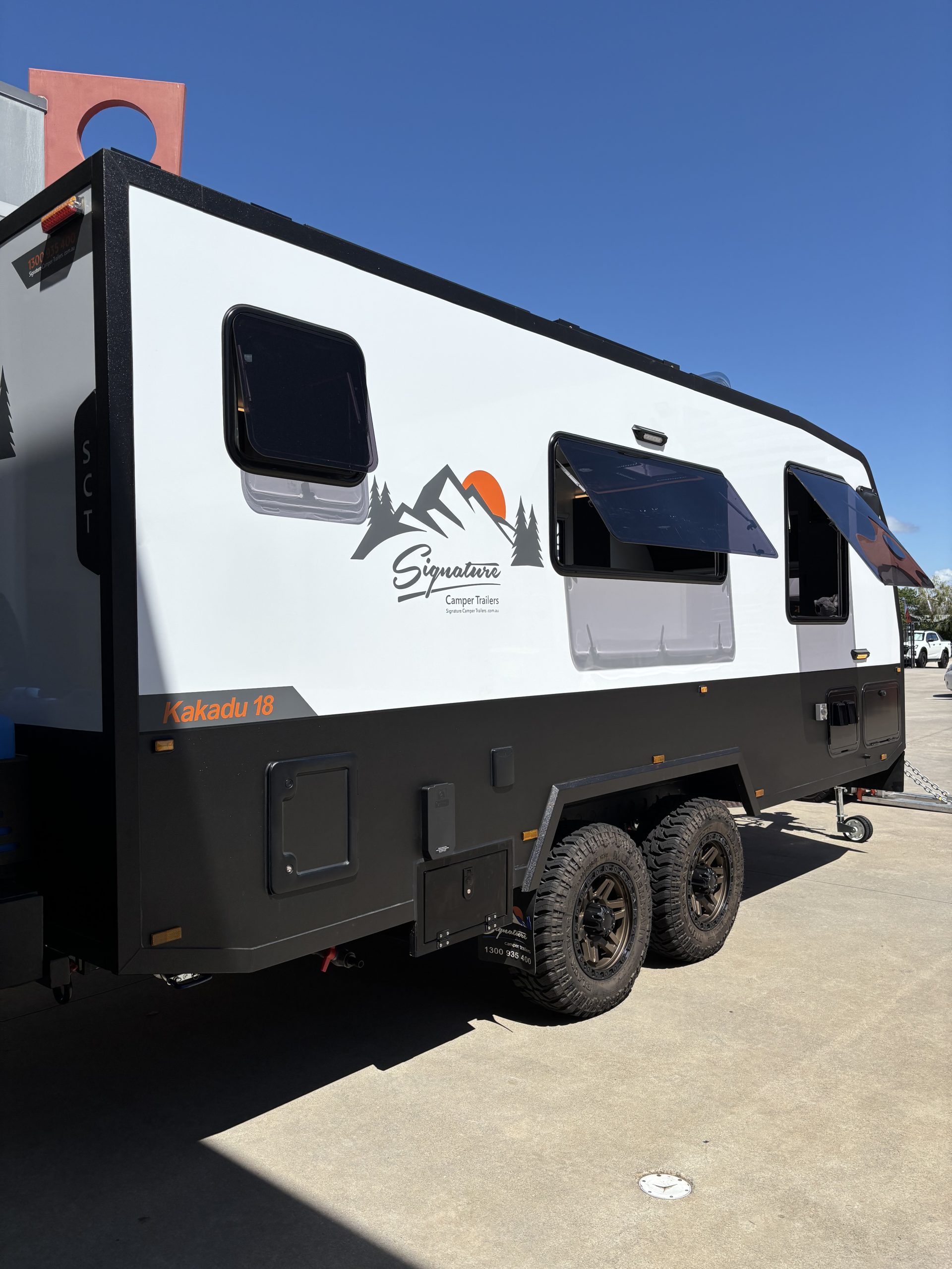 
Signature Kakadu 18 full									