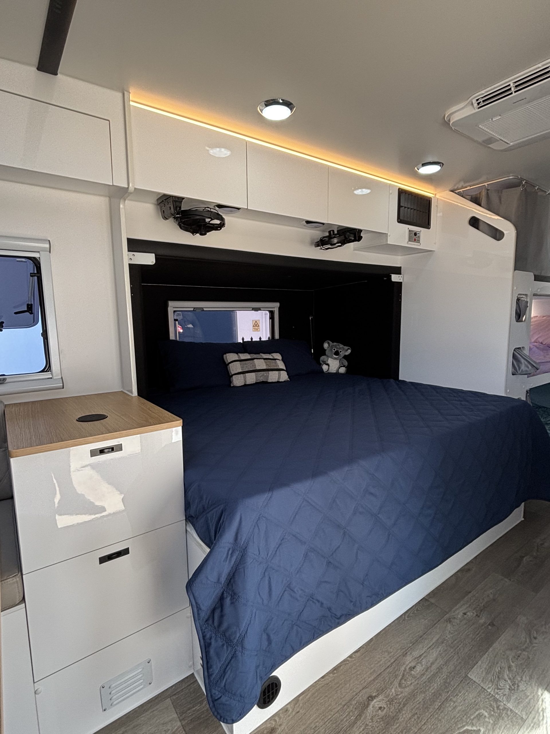 
Signature Omaru Family full									