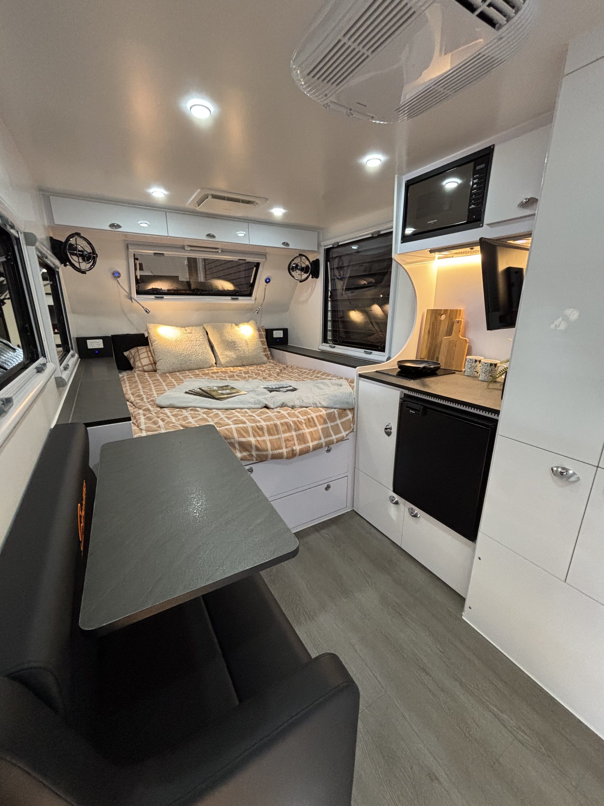 
Signature Marlu Tourer Hard Roof full									