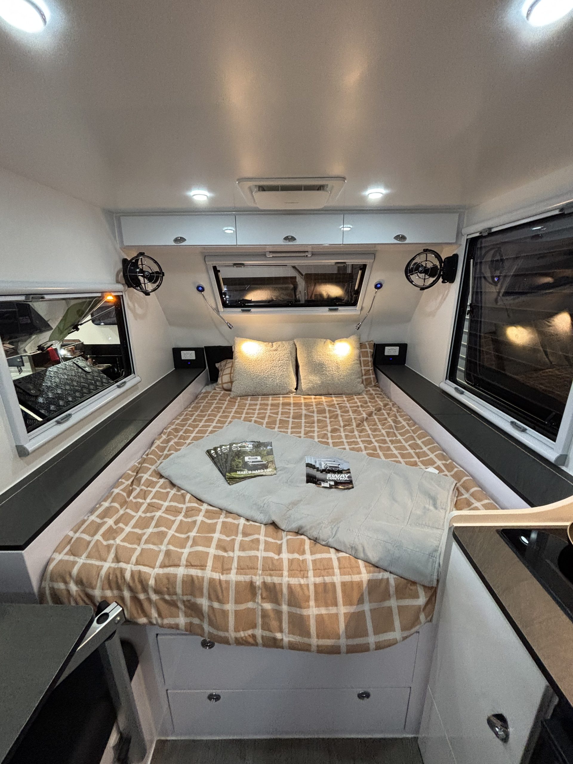 
Signature Marlu Tourer Hard Roof full									