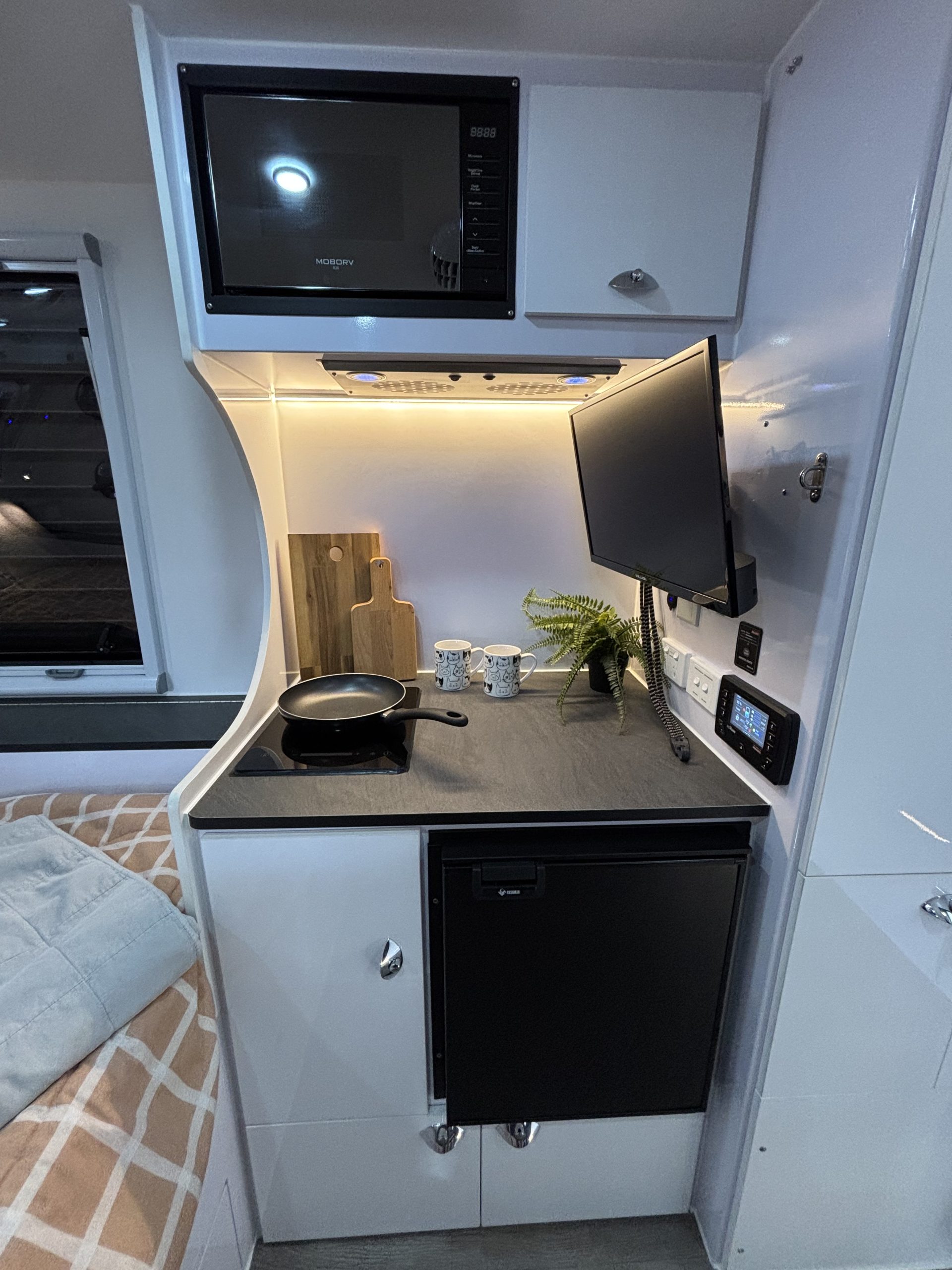 
Signature Marlu Tourer Hard Roof full									